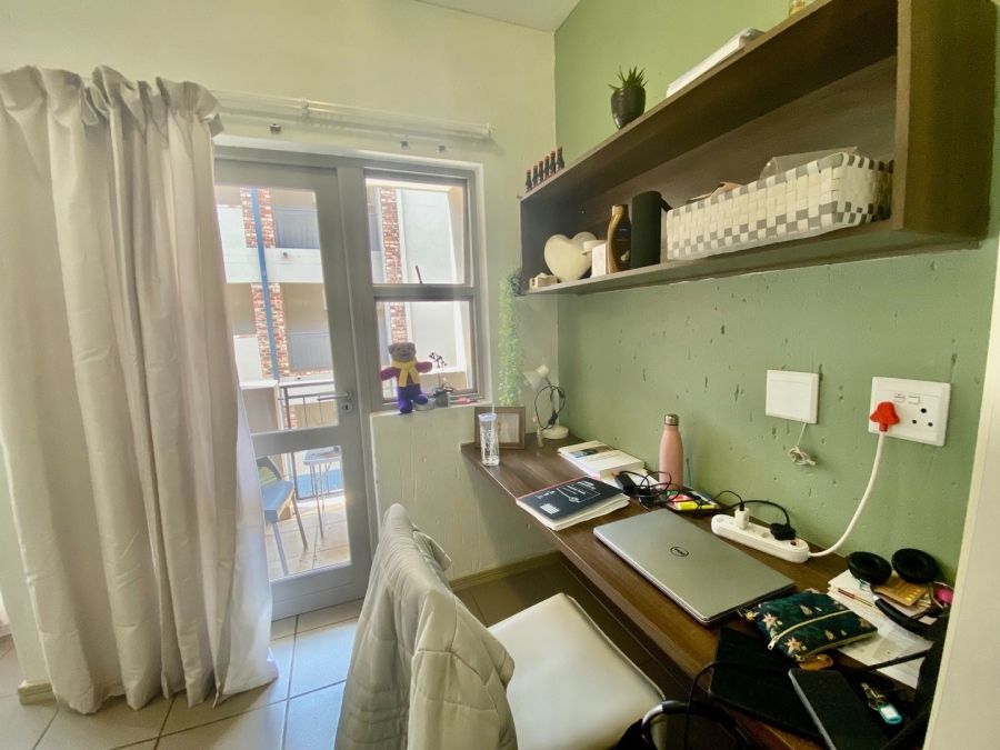 1 Bedroom Property for Sale in Mooivallei Park North West